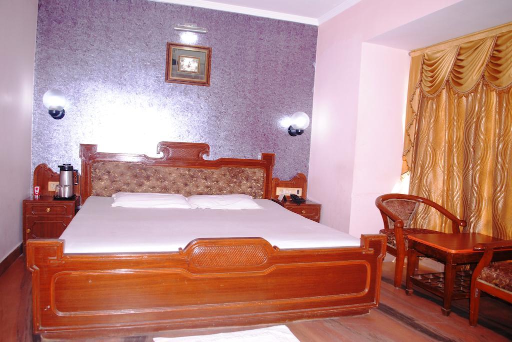 Hotel Padma Puri Zewnętrze zdjęcie